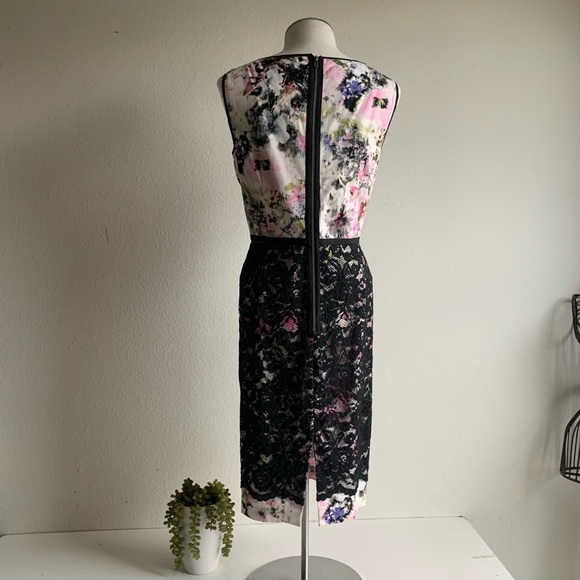 Maggie London Dress Floral print and black lace form fitting sleeveless dress, 8 - Picture 5 of 13